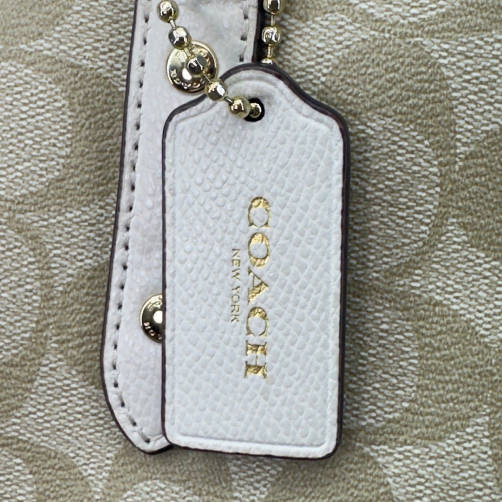 Coach City Tote Signature Canvas Light Khaki Chalk Gold Hardware - Picture 3 of 15
